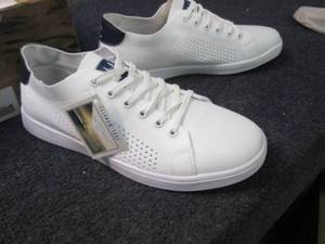 lot 339 image: Island Surf Port Mens Size 9.5 Boa...