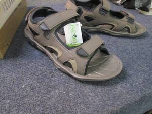 lot 364 image: Island Surf Yarmouth Mens Size 13 ...