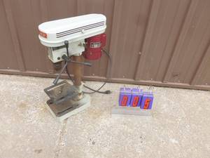 Tool Shop bench top drill press. Tested & works. As shown.