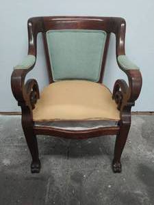 Accent arm chair