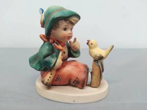Vintage Goebel MI Hummel Singing Lesson Figurine