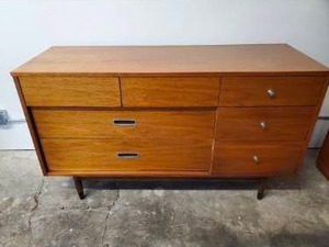 Mid Century Modern Mainline 7 Drawer Lowboy Style Chest
