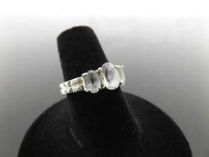 .925 Sterling Silver Oval Cut Topaz Ring Size 6.5