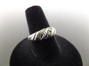 .925 Sterling Silver Art Nouveau Candy Striped Ring Size 8