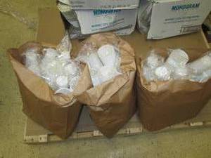 3 bags of plastic cups look around ...