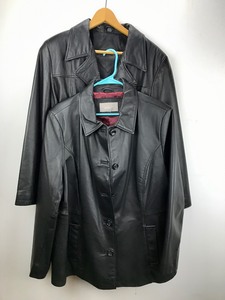 lot 39 image: Womens Jacket 2-Pack - CRAFT & BORROW  UNKNOWN BRAND - Large