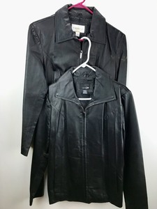 lot 56 image: Womens Jacket 2-Pack - EAST 5TH  WORTHINGTON - Medium