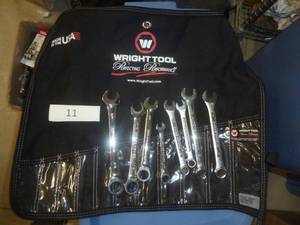 new tool holder apron and a bunch of new wrenches