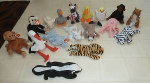 group of 17 beanie babies