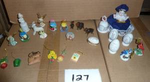 Group of miniatures, most items are approx 1-12 tall, state thimbles, Precious moments eggs, ornaments, blown glass monkeys