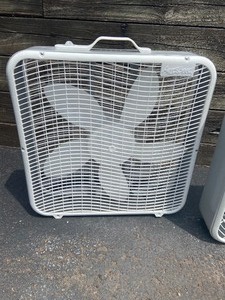 Pair Lasko & AeroSpeed White Fans
