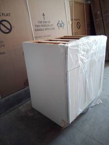 Newport Assembled 30x34.5x24 in. Plywood Shaker Base Kitchen Cabinet 2 rollouts Soft Close in Painted Pacific White