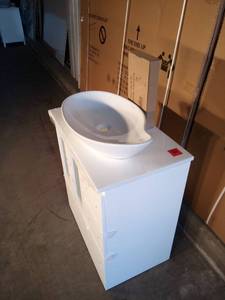 Zola 31 in. W Bath Vanity in White with Stone Vanity Top in White with Swiss Madison Daxton sink and Faucet