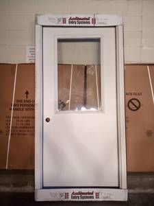 NEW Bayer Built smooth steel primed exterior door (36 x 80 pre hung) NEW
