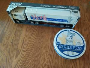 lot 128 image: Pillsbury Doughboy Semi Truck and Puzzle