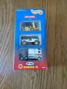 lot 132 image: Mattel Hot Wheels Special Edition Sets