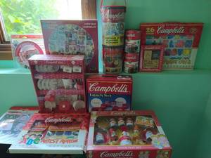 lot 169 image: Campbells kids collection