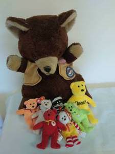 lot 33 image: Collection of Promotional Bears