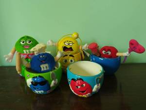 lot 216 image: Collection of M&M Themed Cups