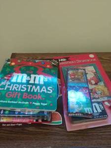 lot 233 image: Lot of M&M Brand Toy Packs