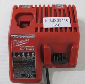 lot 556 image: Milwaukee 48-59-1812 M12 M18 Lithium Ion Battery Charger