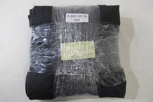 lot 594 image: Universal 55 in. Grill Cover - Black