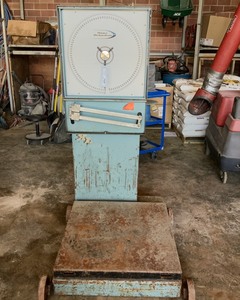 Vintage Scale