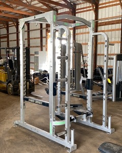 lot 5 image: Hammer Strength Power Rack