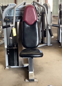 lot 28 image: Nautilus Overhead Press