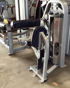 lot 27 image: Nautilus Preacher Curl Machine