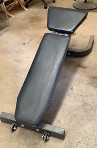 lot 51 image: Adjustable Exercise Bench