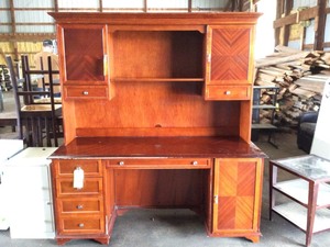 lot 201 image: 2 Piece Wood Desk