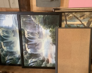 lot 86 image: Artwork Lot