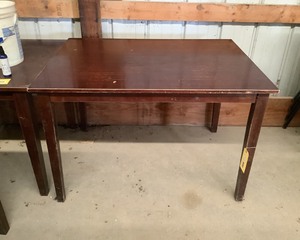 lot 90 image: Wood Table
