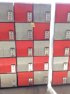 lot 254 image: 10 Door Bowling Lockers