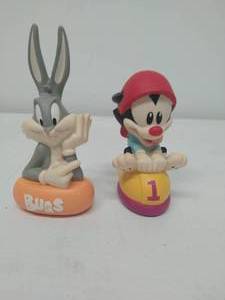 lot 4 image: Vintage Bugs Bunny And Animaniacs Wakko Yakko Toothbrush Holders