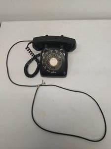 lot 13 image: Automatic Electric Rotary Phone