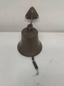 lot 15 image: Hanging Bell