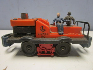 VINTAGE LIONEL O SECTION GANG CAR W ROTATING MAN, FIXED MAN, BLUE BUMPERS