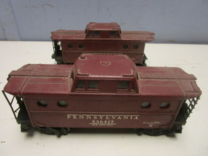 VINTAGE LIONEL O PENNSYLVANIA CABOOSES W INTERIOR LIGHTING