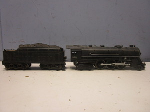 VINTAGE LIONEL O 226E STEAM LOCOMOTIVE, W LIONEL 2226W TENDER