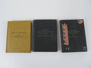 lot 3 image: Antique 1910s Military Field Manuals & 1913 Small Arms Firing Manual