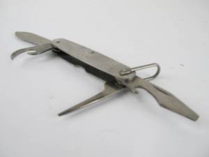lot 8 image: Camillus 1989 US Military Folding Knife