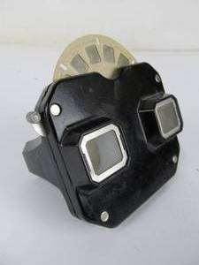 lot 20 image: Vintage Sawyers Viewmaster w Incoming Aircraft Target Reel