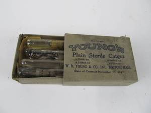 lot 28 image: WW1 Youngs Plain Sterile Catgut Full box