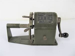 lot 24 image: Nice Antique WW1 Era DANDY Automatic Feed Pencil Sharpener