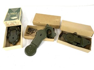 lot 35 image: 3 Original NOS WW2 Foot Locker Trunk Locks wKeys