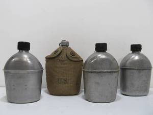 lot 91 image: Lot of 4 Original WW2 Era Canteens