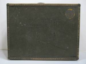 lot 93 image: WW2 Era US Military SuitcaseTrunk