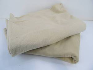 lot 109 image: 2 Orig WW2 Era White Wool Blankets
